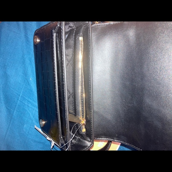 NWT Michael Kors Black Croc Print Crossbody - Picture 5 of 13